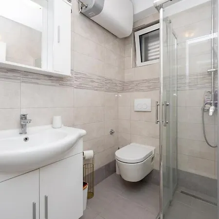 בית נופש House 25 מרינה