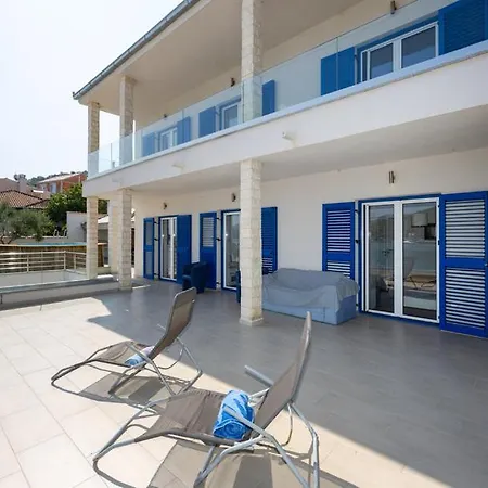 House 25 בית נופש *