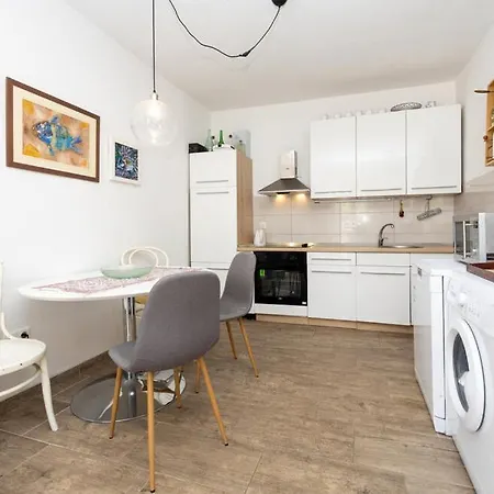 House 25 בית נופש מרינה