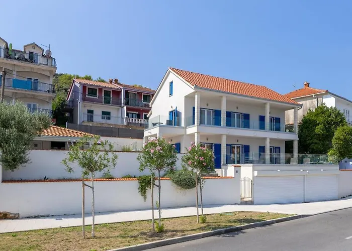 Prázdninový dům House 25 *