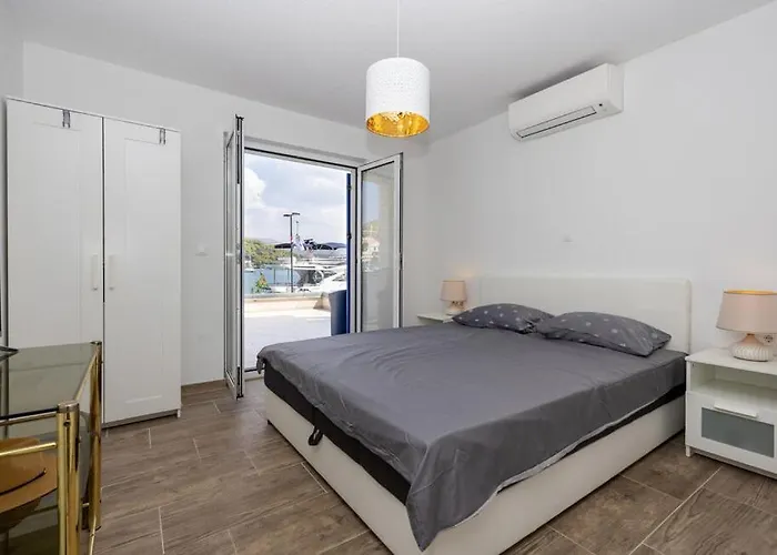 House 25 Prázdninový dům Marina