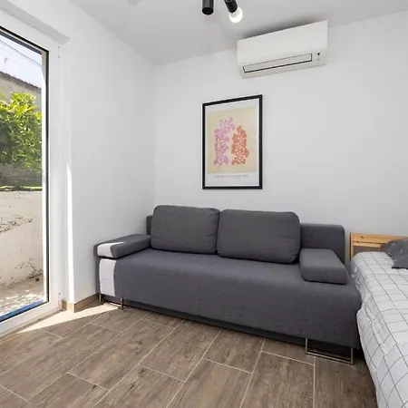 House 25 Nyaraló *