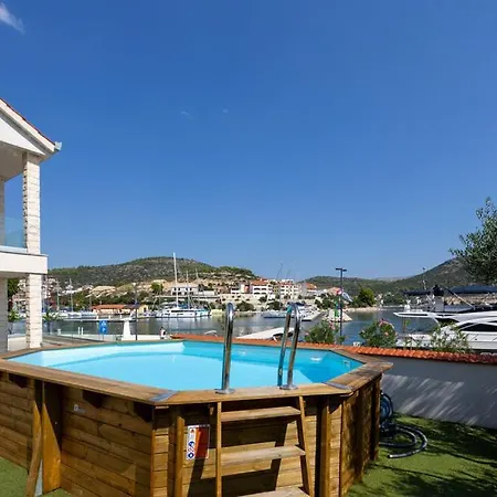 House 25 Nyaraló Marina